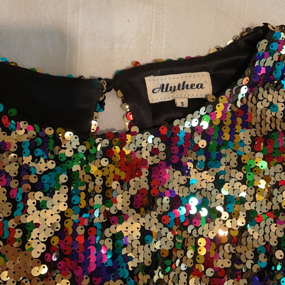 Multi color sequence top. - Picture 3 of 5